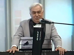 Maestro Zezinho, do Qual é a Música, do SBT - Foto Reprodução Internet2 http://www.otvfoco.com.br/wp-content/uploads/2015/05/Daniela-Mercury.jpg
