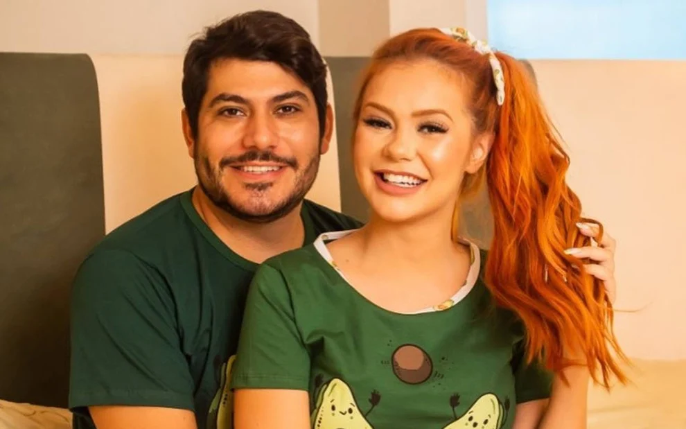 Yugnir Ângelo e Mirela Janis - Foto Reprodução Internet http://www.otvfoco.com.br/wp-content/uploads/2015/05/Daniela-Mercury.jpg