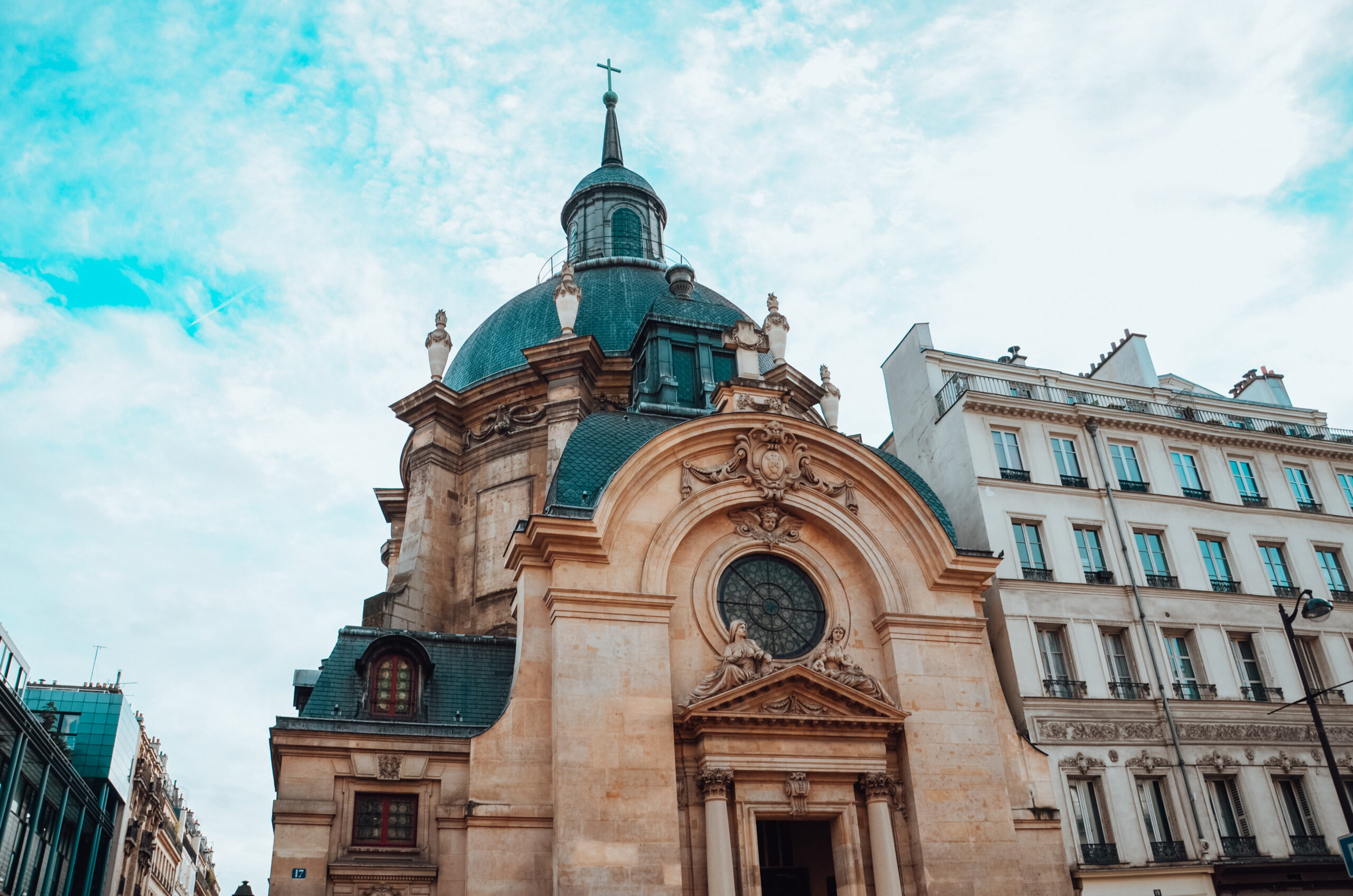Igreja - Freepik http://www.otvfoco.com.br/wp-content/uploads/2015/05/Daniela-Mercury.jpg