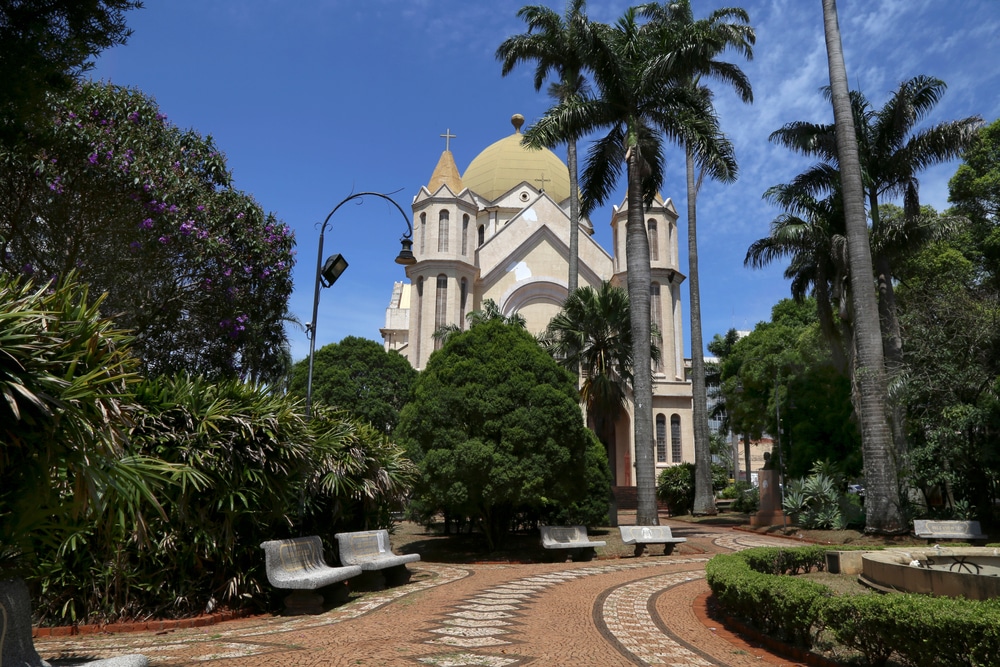 Descubra-como-e-morar-em-Araraquara-1 http://www.otvfoco.com.br/wp-content/uploads/2015/05/Daniela-Mercury.jpg