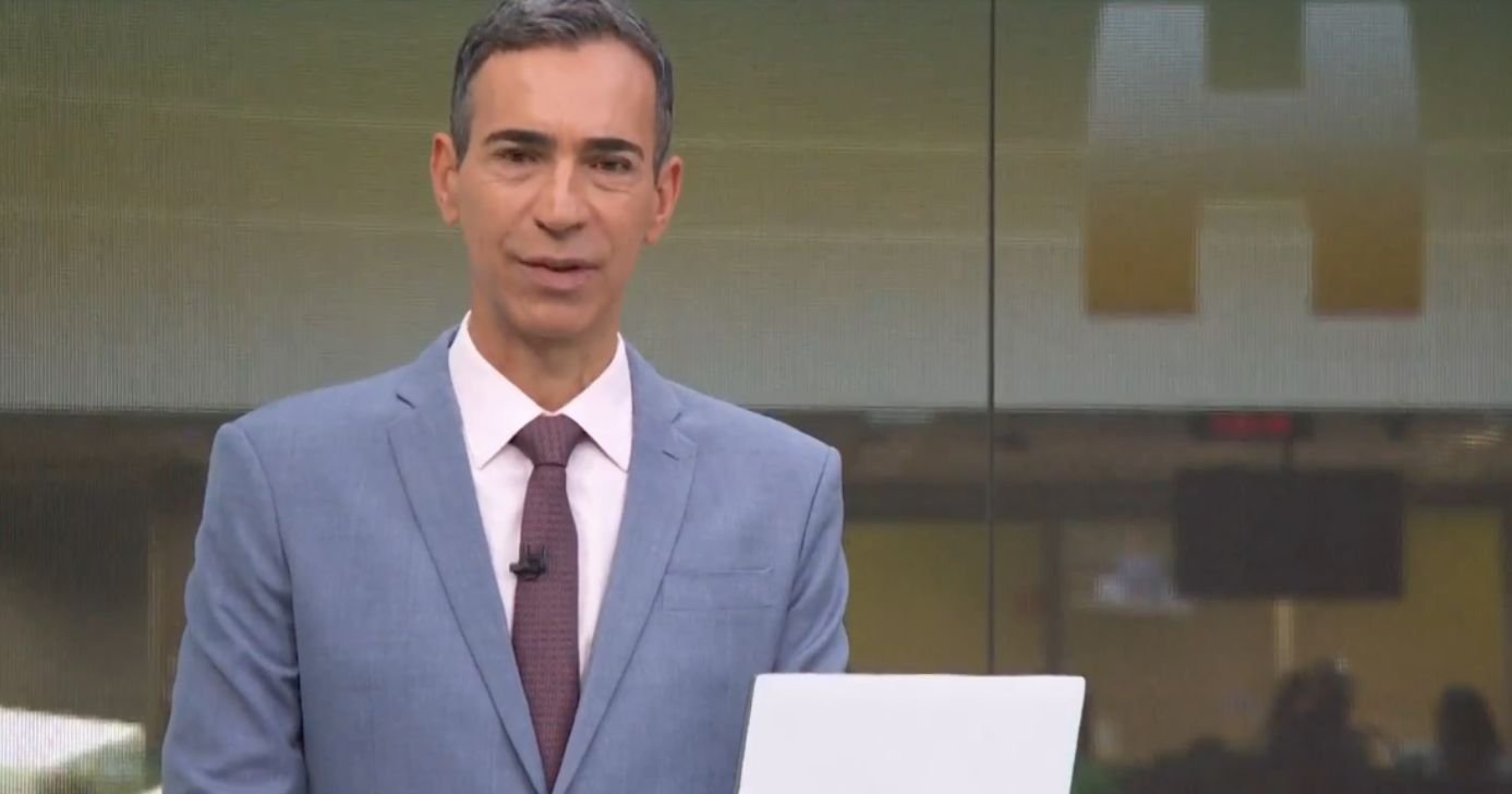 César Tralli no Jornal Hoje (Foto: Reprodução / Globo)