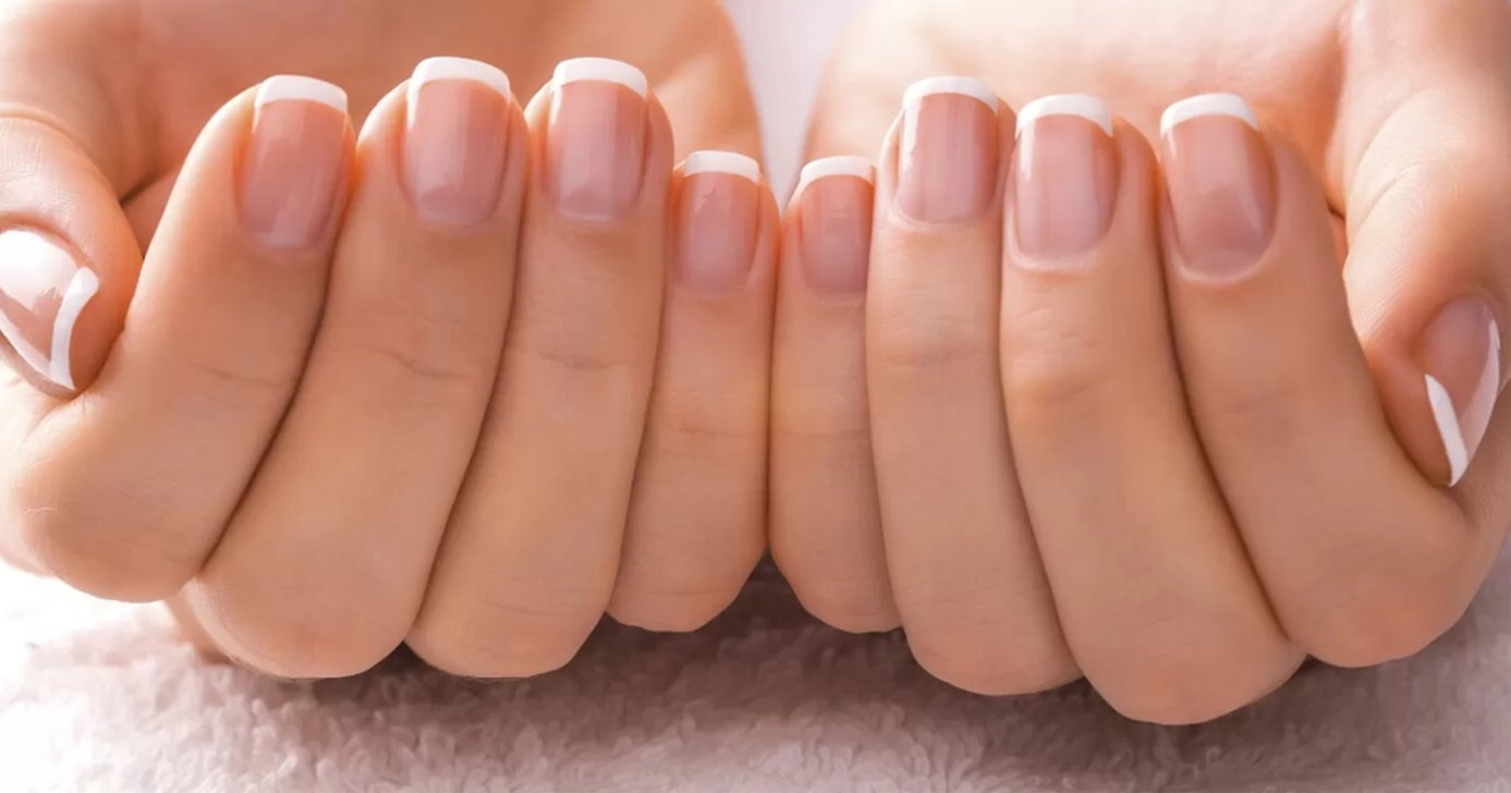 Alongamento com 4 ingredientes deixa unhas enormes e fortes (Foto: Reprodução/ Internet)