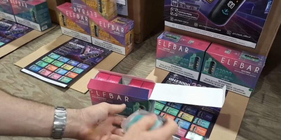 Cigarros eletrônicos (Foto: Reprodução / Globo)