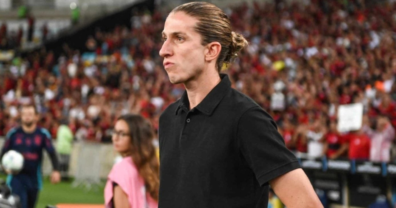 Filipe Luís tem veredito de demissão no Flamengo