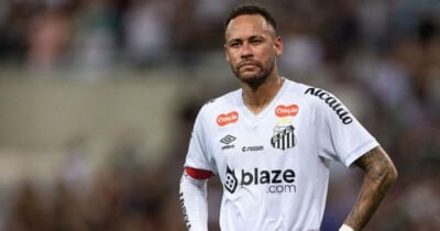 Neymar atuando pelo Santos (Foto: Ruano Carneiro/Getty Images)