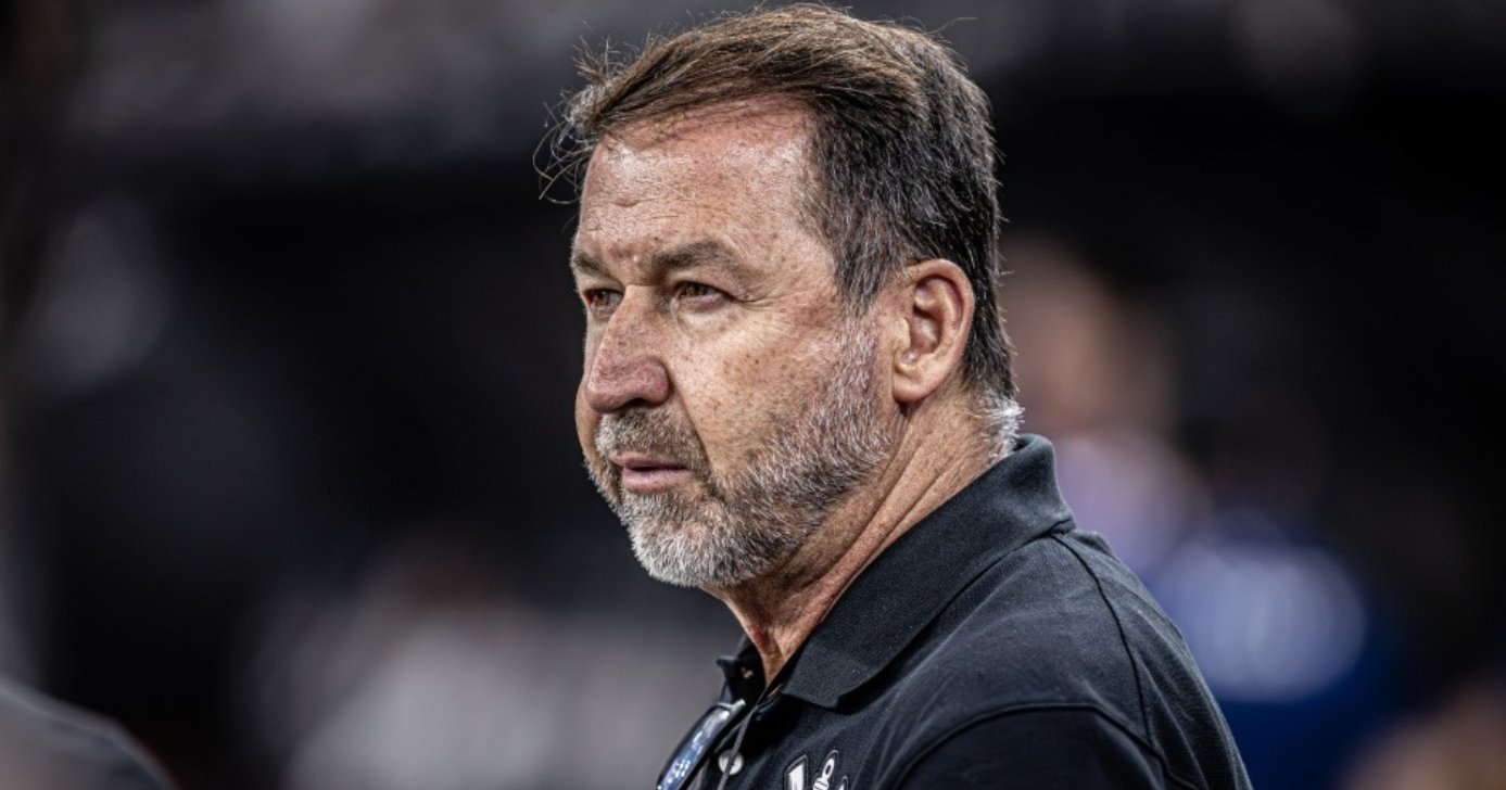 Terror de falência: Corinthians deve quase R$500M (Foto: Reprodução/Danilo Fernandes/Meu Timão)