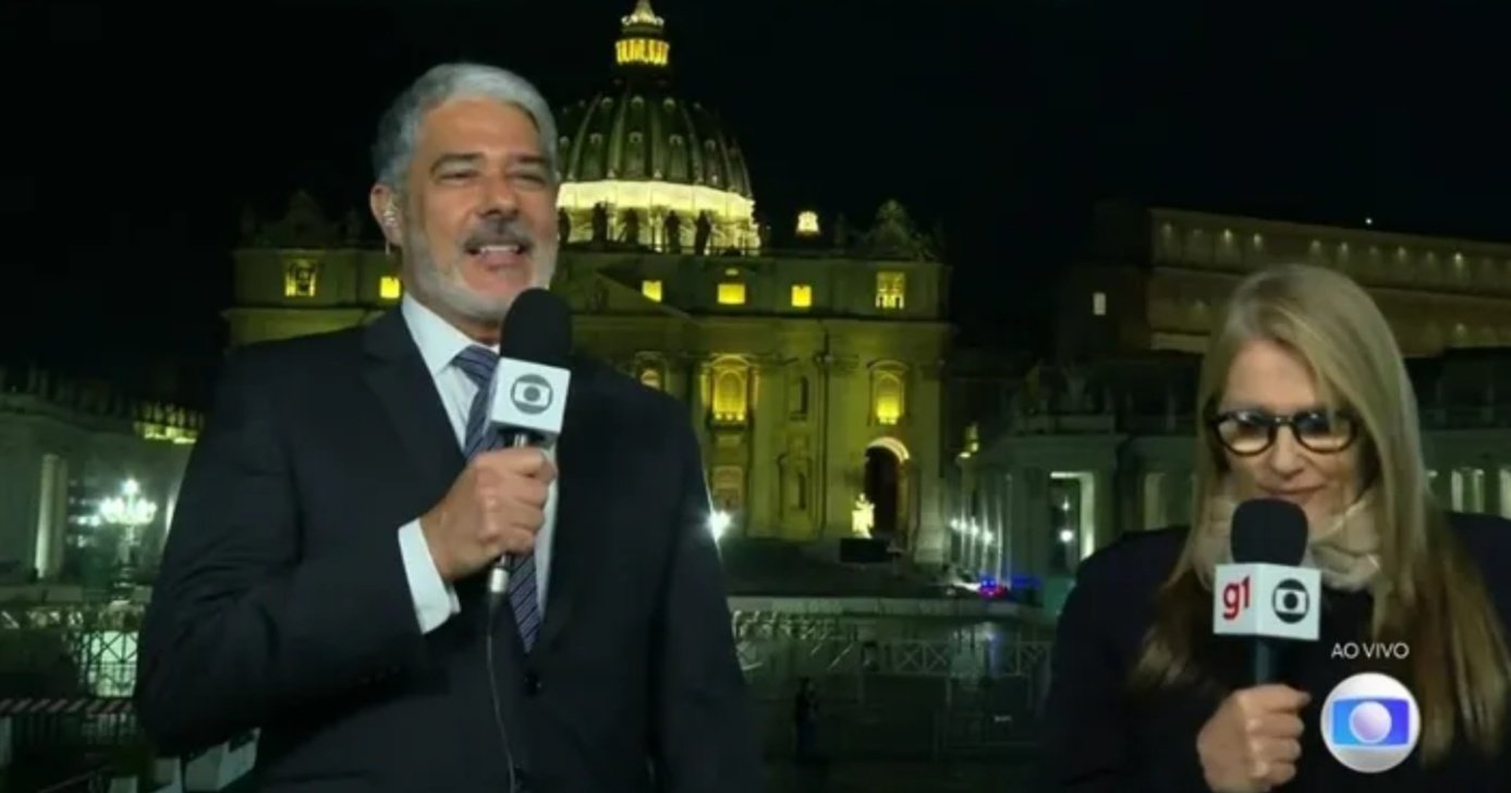William Bonner e Ilze Scamparini direto do Vaticano no Jornal Nacional (Foto: Reprodução/ Internet)
