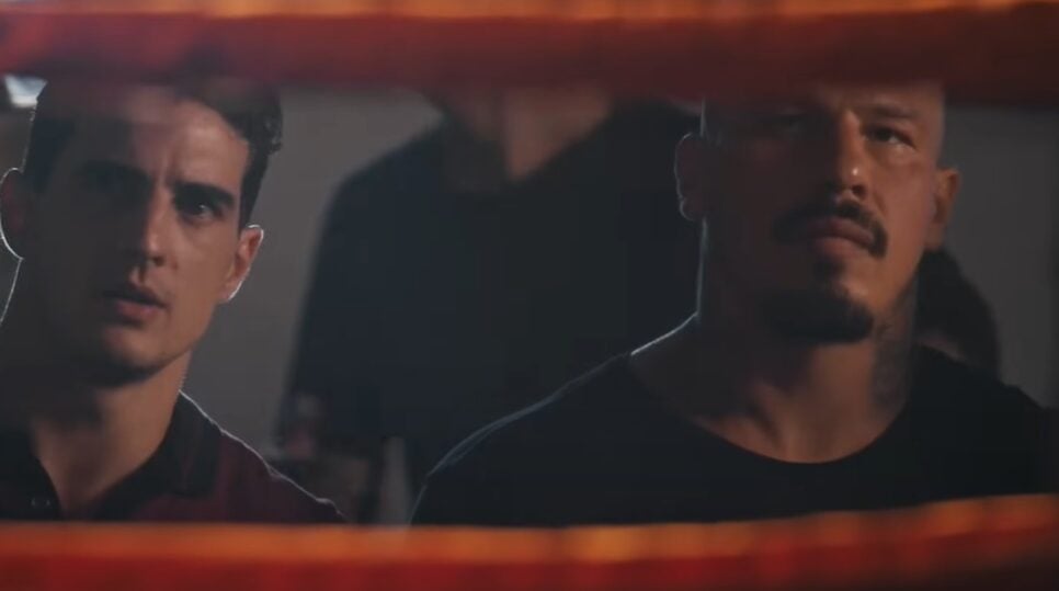 Pancadaria e sabotagem de Carlos (Foto: Reprodução/ TV Globo)