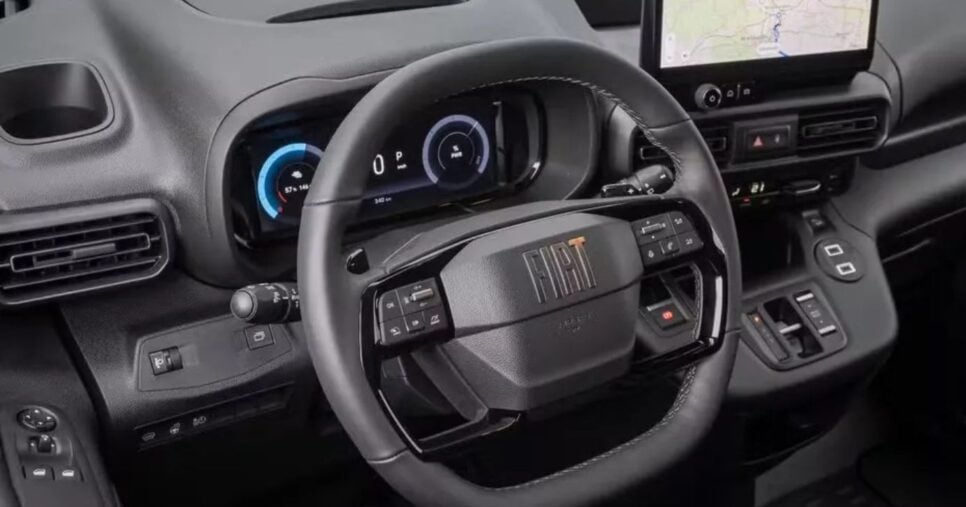 Parte interna do novo Fiat Dobló (Foto Reprodução/Auto Esporte)