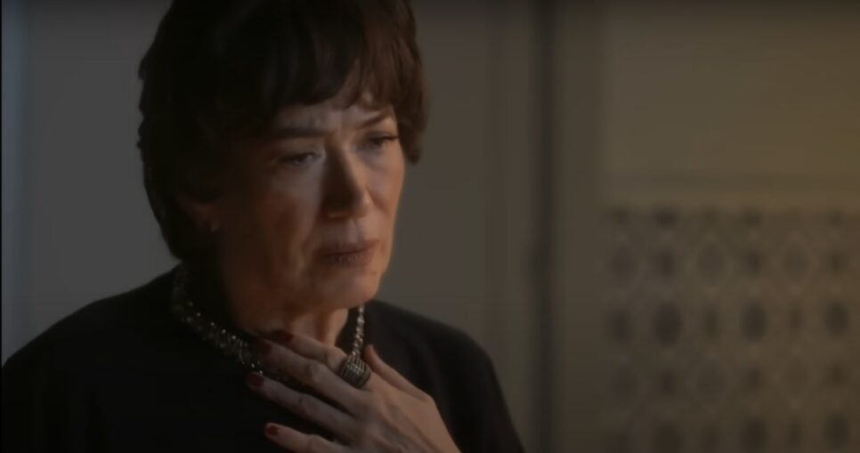 Maristela planeja internar a nora com ajuda de Pimenta (Foto: Reprodução/ TV Globo)