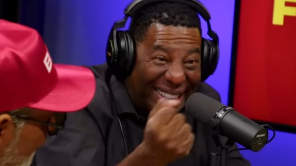 "Eu queria matar ele", assume Netinho sobre Belo (Foto: Reprodução/ Papagaio Falante/ YouTube)