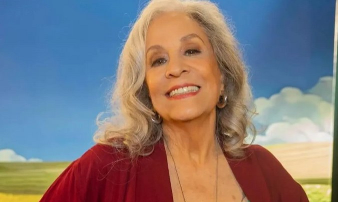 Talía Taturana (Stella Miranda) em Garota do Momento (Foto: Reprodução / Globo)
