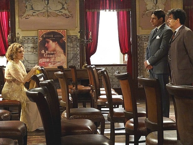 diva-nega-paternidade-lado-a-lado