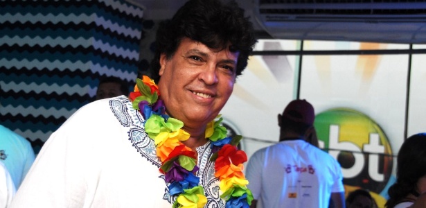 sidney-magal-prestigia-o-camarote-de-ivete-sangalo-na-terca-de-carnaval-21022012-1329914788761_615x300