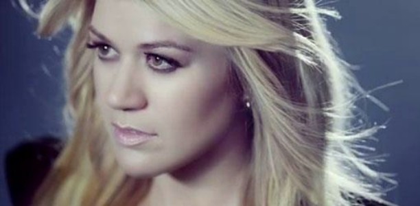 TVkellysucessoidolCAPA