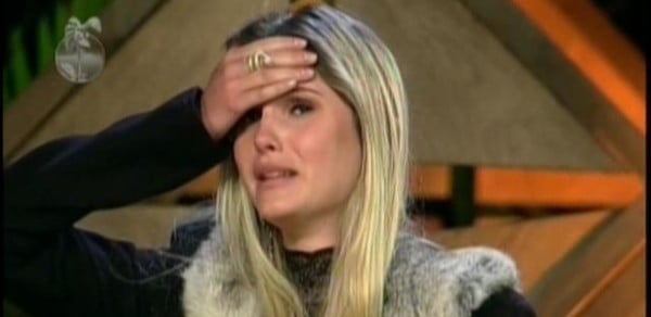 barbara-evans-se-emociona-ao-saber-que-foi-imunizada-1377055057105_615x300