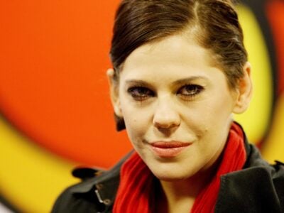 barbara-paz-participa-do-bate-papo-uol-1287508517624_1024x768