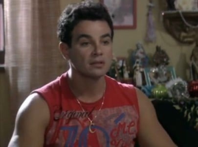 Carlito grava no cenário do “Caldeirão”