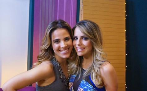 Wanessa com a apresentadora Raissa Machado do programa "Versão Mix"