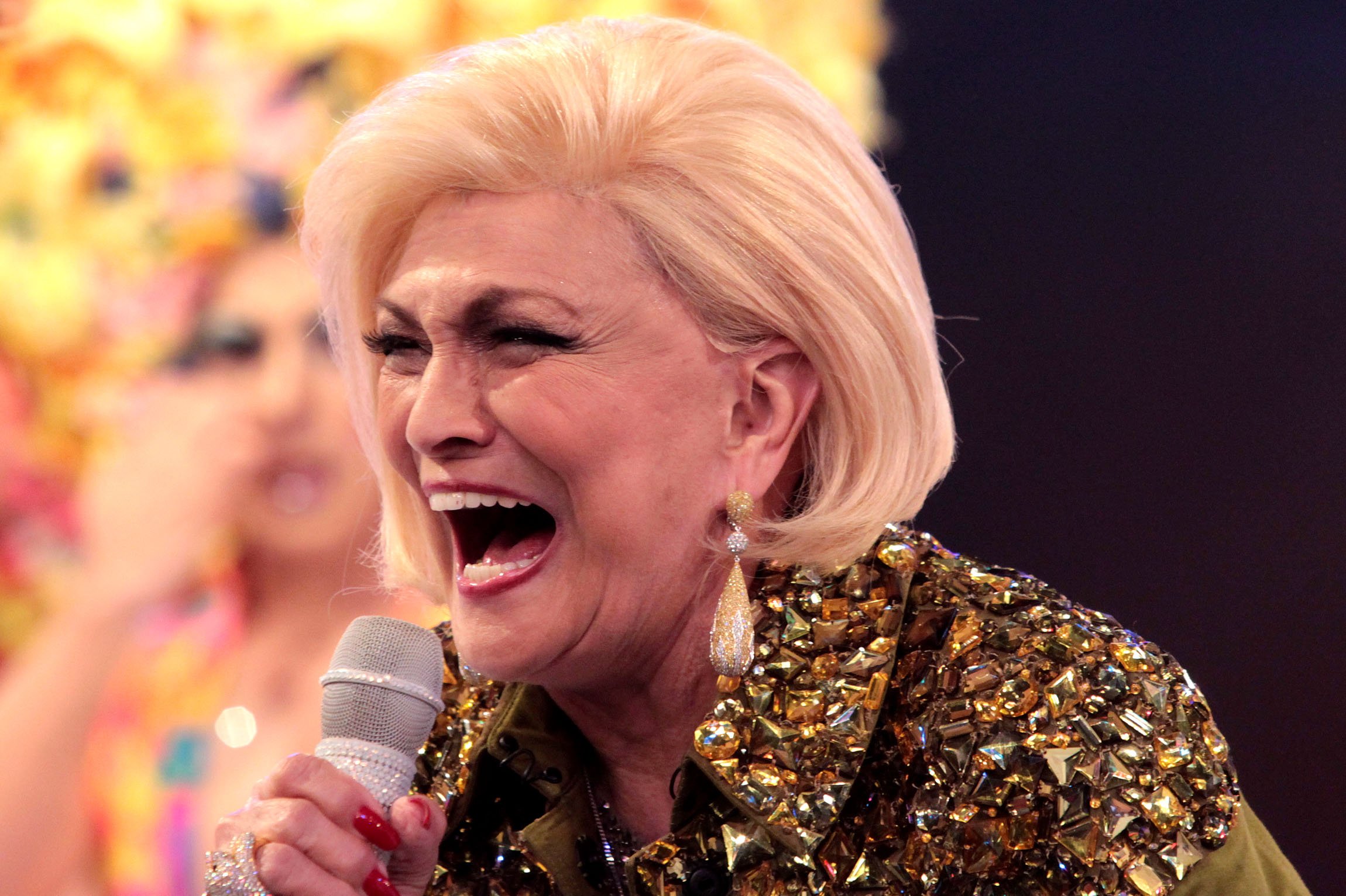 http://tvfoco.uai.com.br/wp-content/uploads/2015/05/Daniela-Mercury.jpg