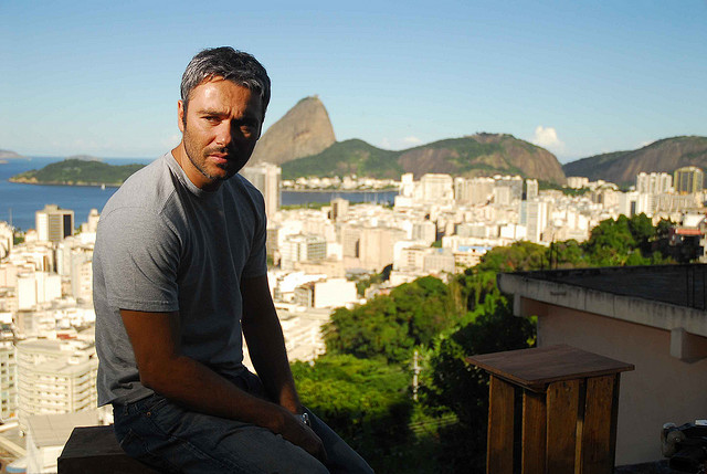 Angelo Paes Leme viveu Nandinho na primeira temporada da série A Lei e o Crime (Foto: Reprodução)