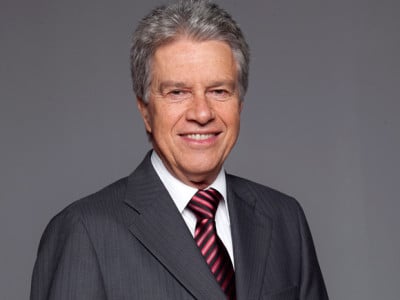 Marcos  Hummel comanda o "Câmera Record"