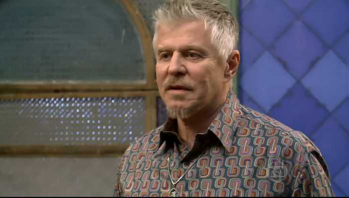 Último episódio da temporada de "Pé na Cova"