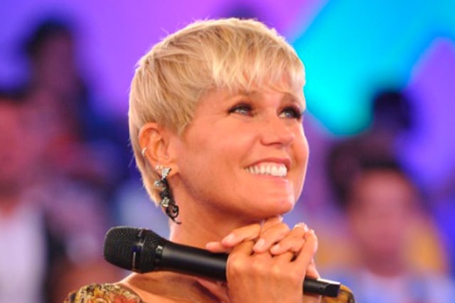 http://tvfoco.uai.com.br/wp-content/uploads/2015/05/Daniela-Mercury.jpg