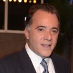 De volta aos comerciais da Friboi, Tony Ramos diz que “Houve uma absoluta e total má vontade com Roberto Carlos”