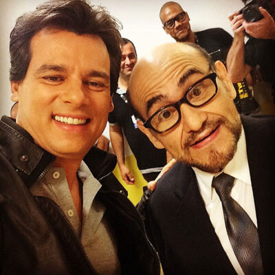 Edgar Vivar, o “Senhor Barriga”, chega ao Brasil para lançamento de game; Celso Portiolli publica foto ao lado do ator