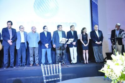 Representantes da TV São Francisco, prefeitos, e acionistas da Rede Bahia