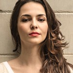 Atriz tem longo contrato com a Globo