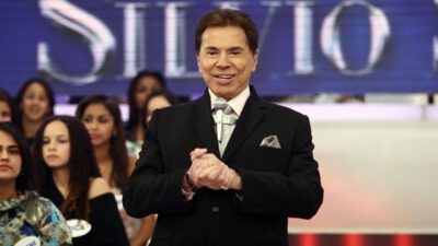 Silvio Santos no palco de seu programa (Foto: Divulgação)