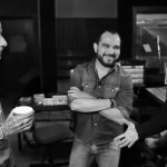 Dupla Zezé Di Camargo & Luciano divulga clipe de novo single com MC Guimê; assista