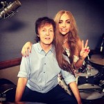Lady Gaga conta que ficou em choque quando Paul McCartney ligou para ela