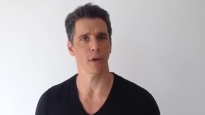 Márcio Garcia no vídeo #VemPraRua (Foto: Reprodução)