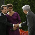 Beatriz apresenta seu novo namorado para Claudio (Foto: Felipe Monteiro/TV Globo)