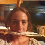 Em foto dos últimos capítulos de ‘‘Império’’, Cristina aparece amarrada em corda; veja
