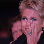 Xuxa chega na Record sendo homenageada (Foto: Divulgação)
