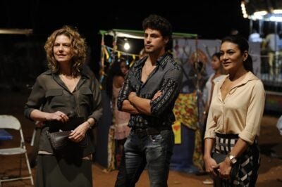 Isabel (Patricia Pillar), Leandro (Cauã Reymond), Celeste (Dira Paes)
(Foto: Globo/Estevam Avellar)