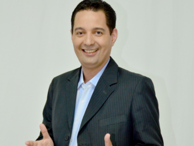 O canal transmite Claudio Luis ao invés de Luiz Bacci (Foto: Divulgação)