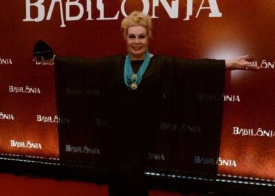 Rogéria na coletiva da novela (Foto: Divulgação)