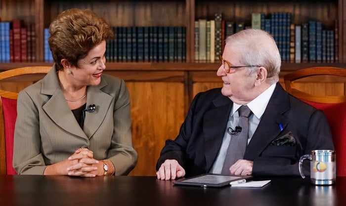http://tvfoco.uai.com.br/wp-content/uploads/2015/05/Daniela-Mercury.jpg