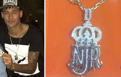 Neymar já posou com o cordão nas redes sociais (Foto:Reprodução)