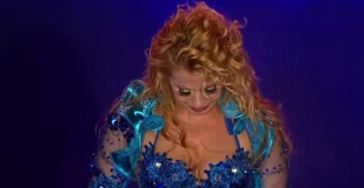 Joelma ficou emocionada (Foto: Reprodução)