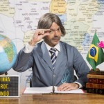 Professor Raimundo (Bruno Mazzeo) no comando da Escolinha
(Foto: Globo/João Miguel Júnior)