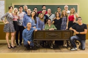 Elenco da nova "Escolinha do Professor Raimundo" (Foto: Globo/Tata Barreto)