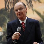 Edir Macedo é proprietário da Record (Foto: Divulgação)