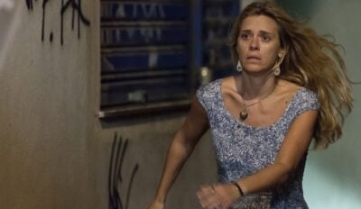 Lara (Carolina Dieckmann) em cena de A Regra do Jogo. (Foto: Artur Meninea/Gshow)