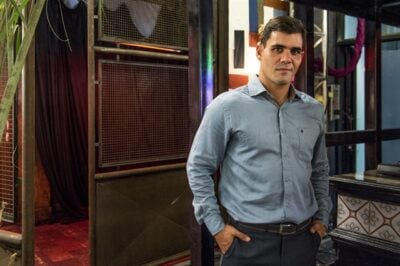 Merlô (Juliano Cazarré) em 